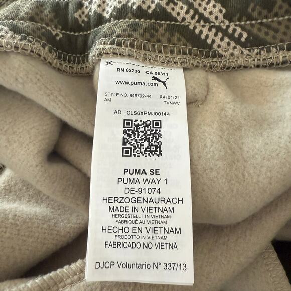 Puma Big Logo Fleece Camo 11" Shorts Drawstring Pockets Green Mens Size Medium - Picture 6 of 9